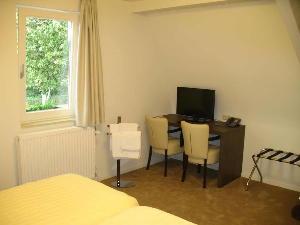 Hotel Restaurant Roerdalen Posterholt Ngoại thất bức ảnh